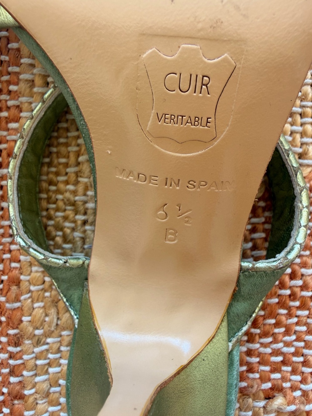 Vintage Y2K Charles David Sage Green Metallic Satin Strappy Sandals Sz 6.5 - Picture 9 of 9